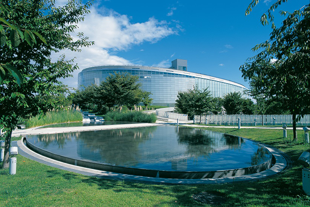 Touring Futuristic Architecture in the Retro Towns of Tokyo and Hokuriku