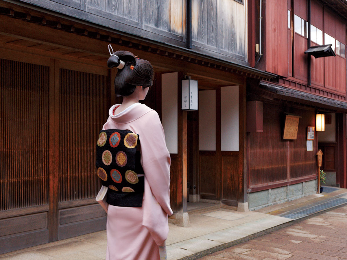 Higashi Chaya District_1