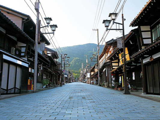 Inami (Yokamachi Dori)
