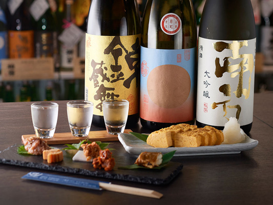 Sake tasting experience<br>
              (Meishu Center Sake Shop Ochanomizu)